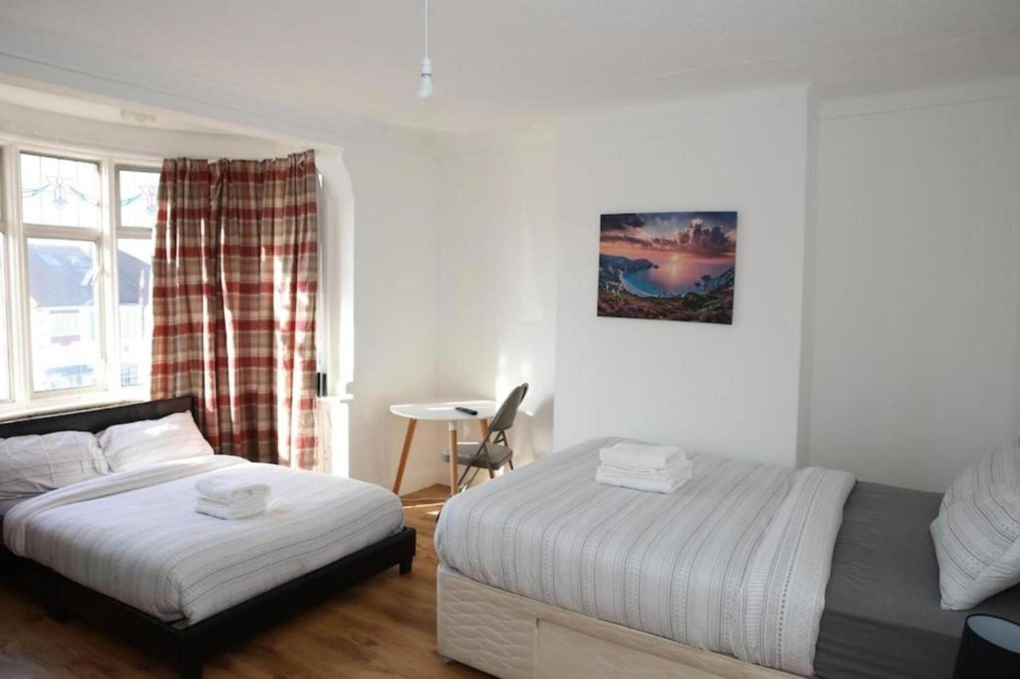 Oyo Timi Holiday Homes Лондон Екстериор снимка
